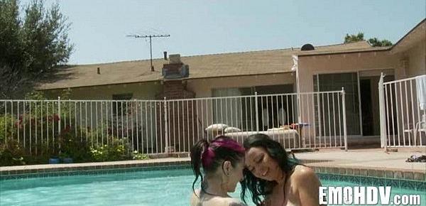 pussy munching emo babes 150